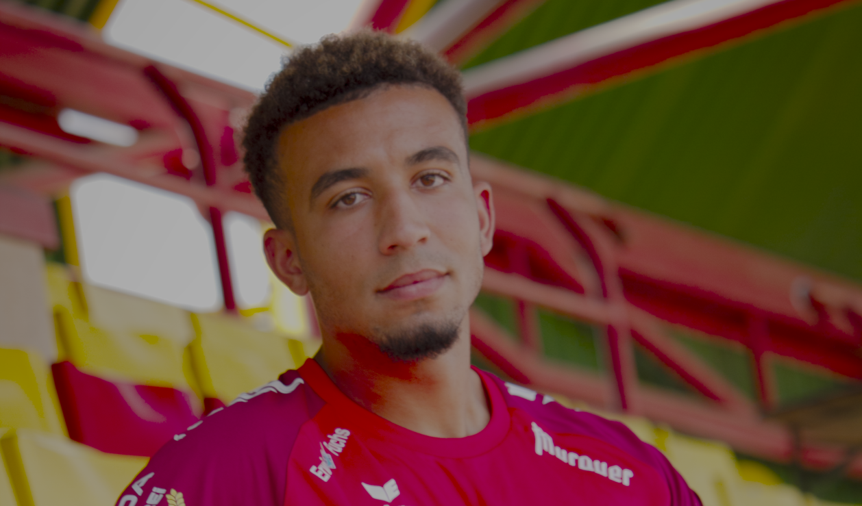 Fußballer des SK Austria Klagenfurt, Milan Galić, im Stadion.